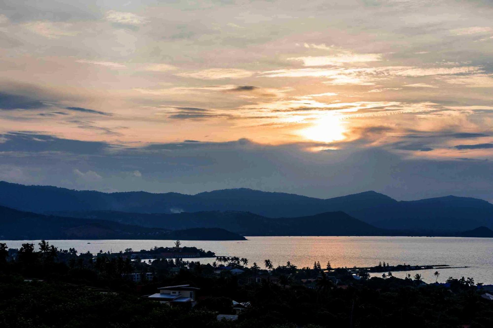 Sunset Estates - Samui Luxury Villas Choeng Mon Esterno foto